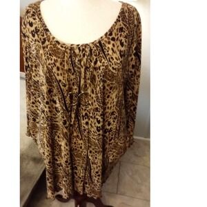 Maggie Barnes Women's 5X Animal Print Kaftan Tunic Top Gold D Ring Accent